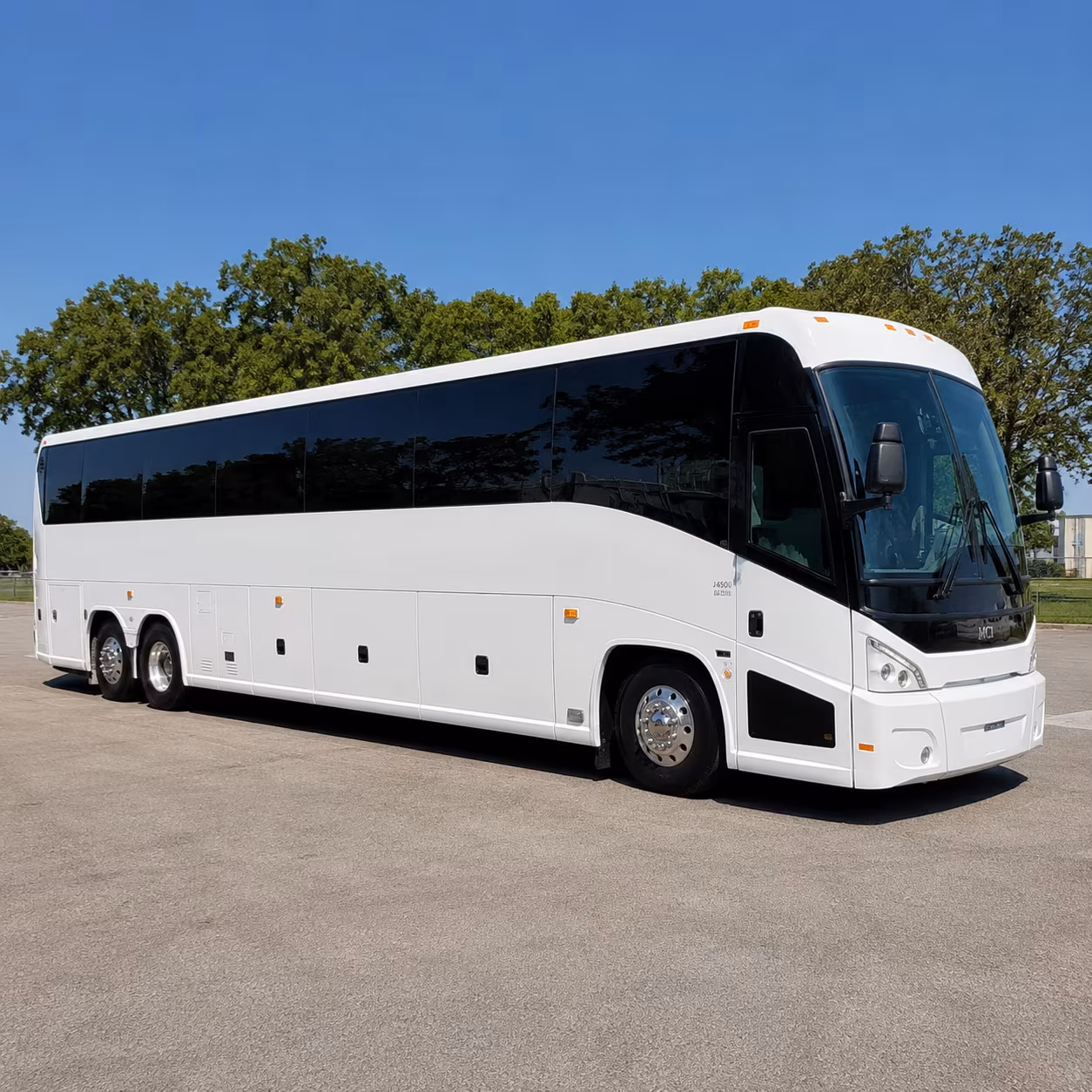 charter bus shuttles between stratton ang base and albany international airport